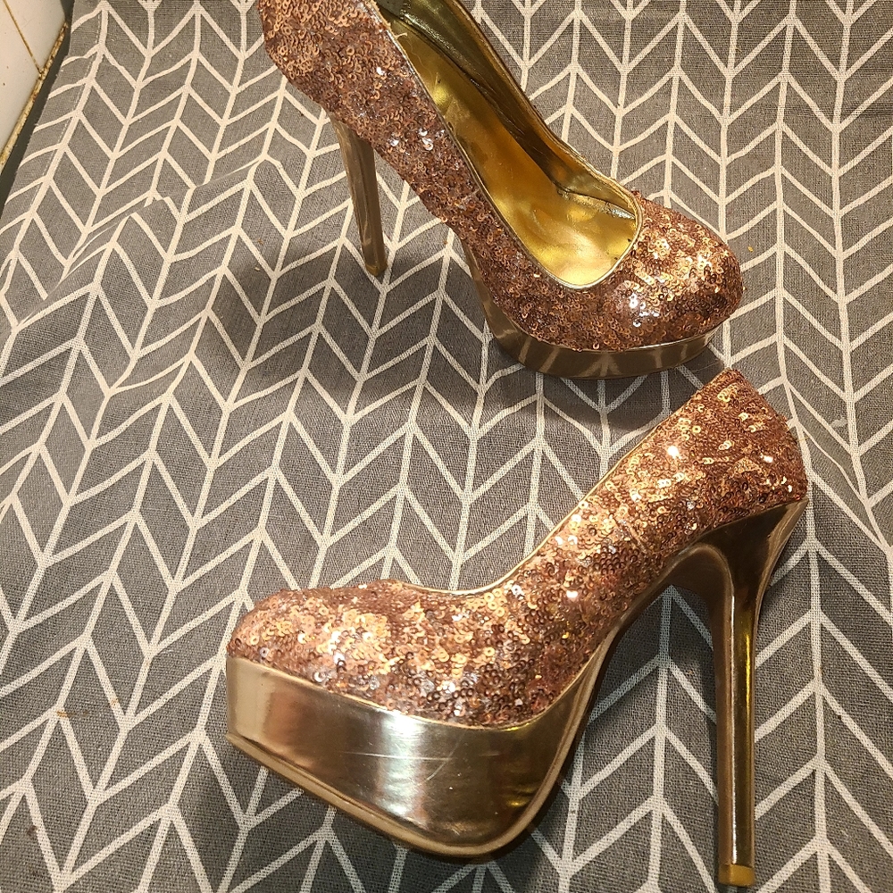 Women's pumps